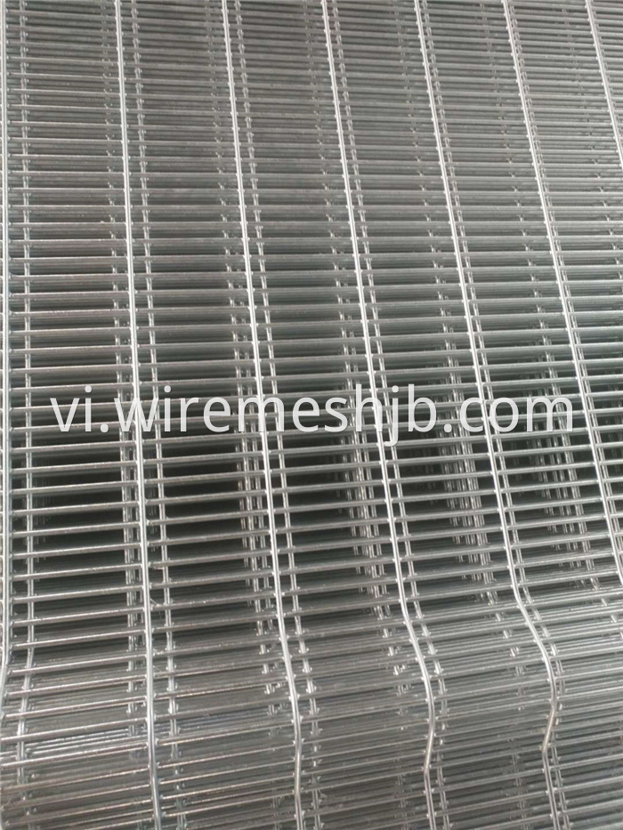 358 Mesh Fence